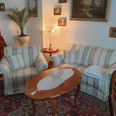 Gaestewohnung Elegance Halle  ภายนอก รูปภาพ